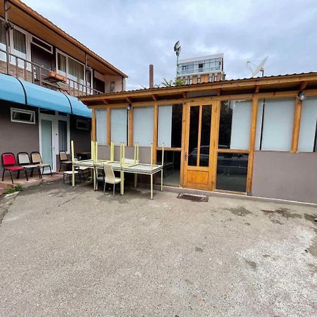 Park Hotel Tiflis Dış mekan fotoğraf