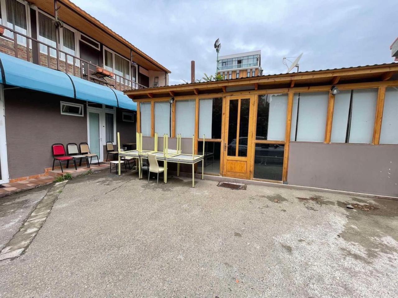 Park Hotel Tiflis Dış mekan fotoğraf