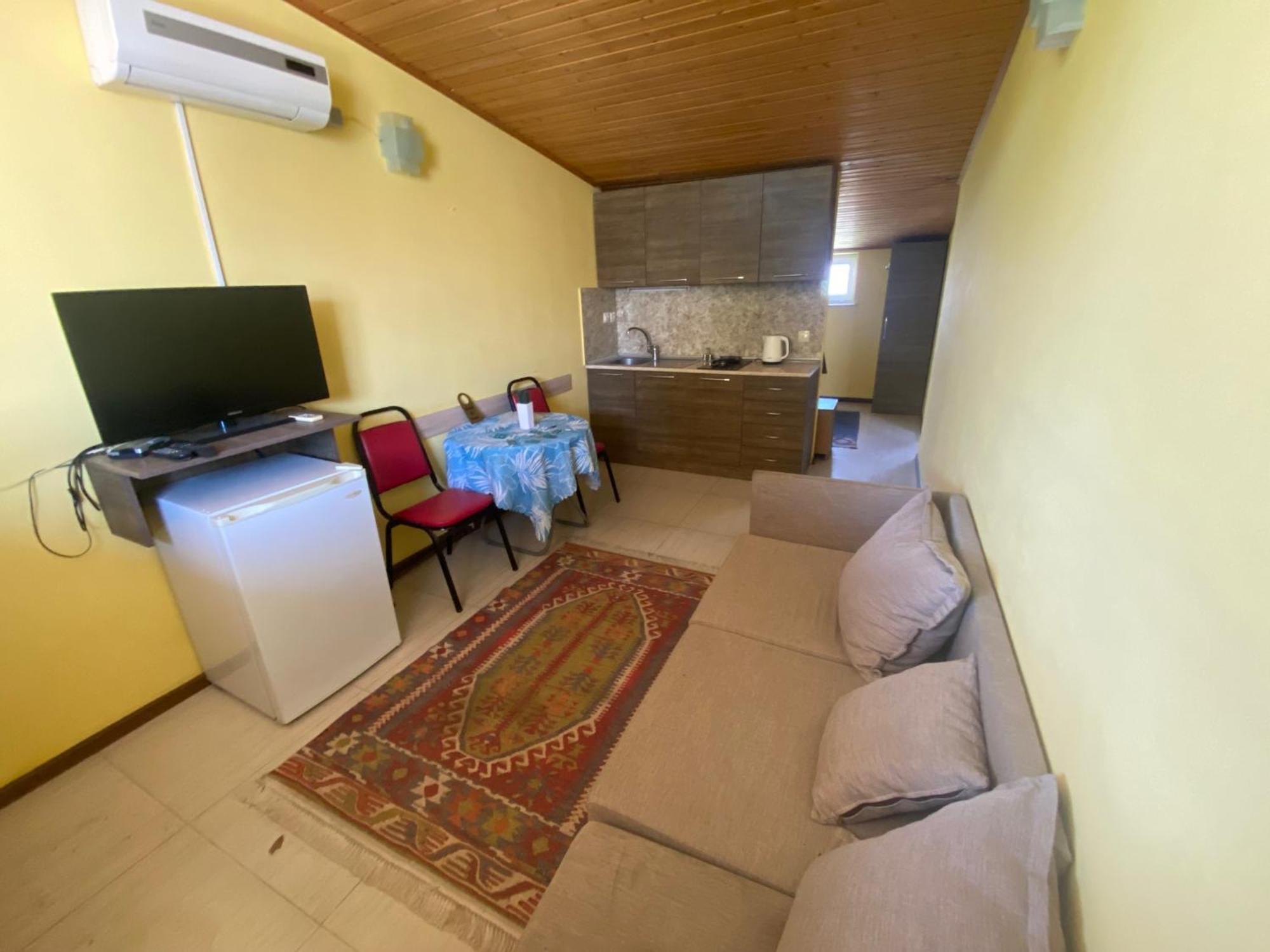 Park Hotel Tiflis Dış mekan fotoğraf